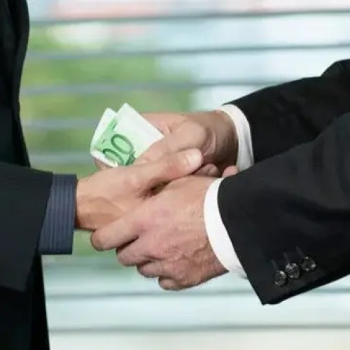Povinnosti súvisiace s oznamovaním protispoločenskej činnosti
